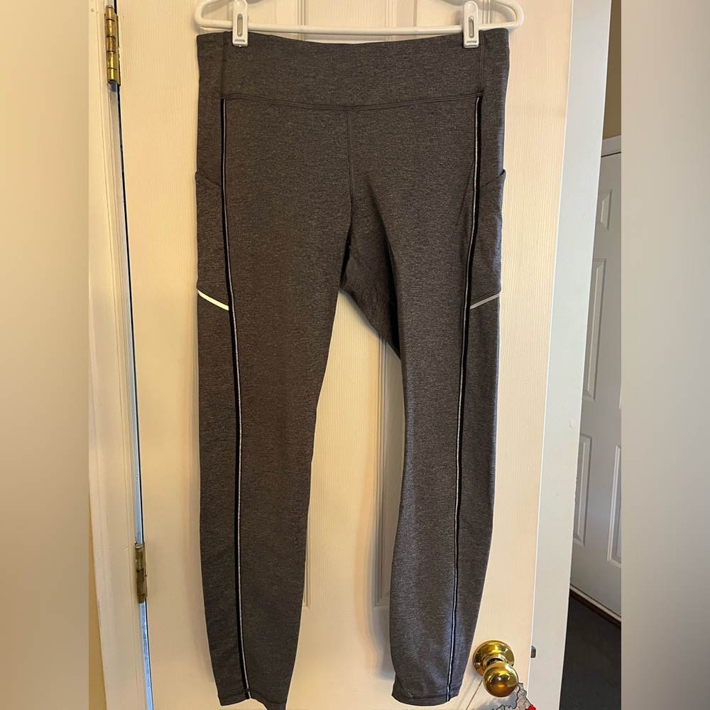 Lululemon 28” compression pant size 12
